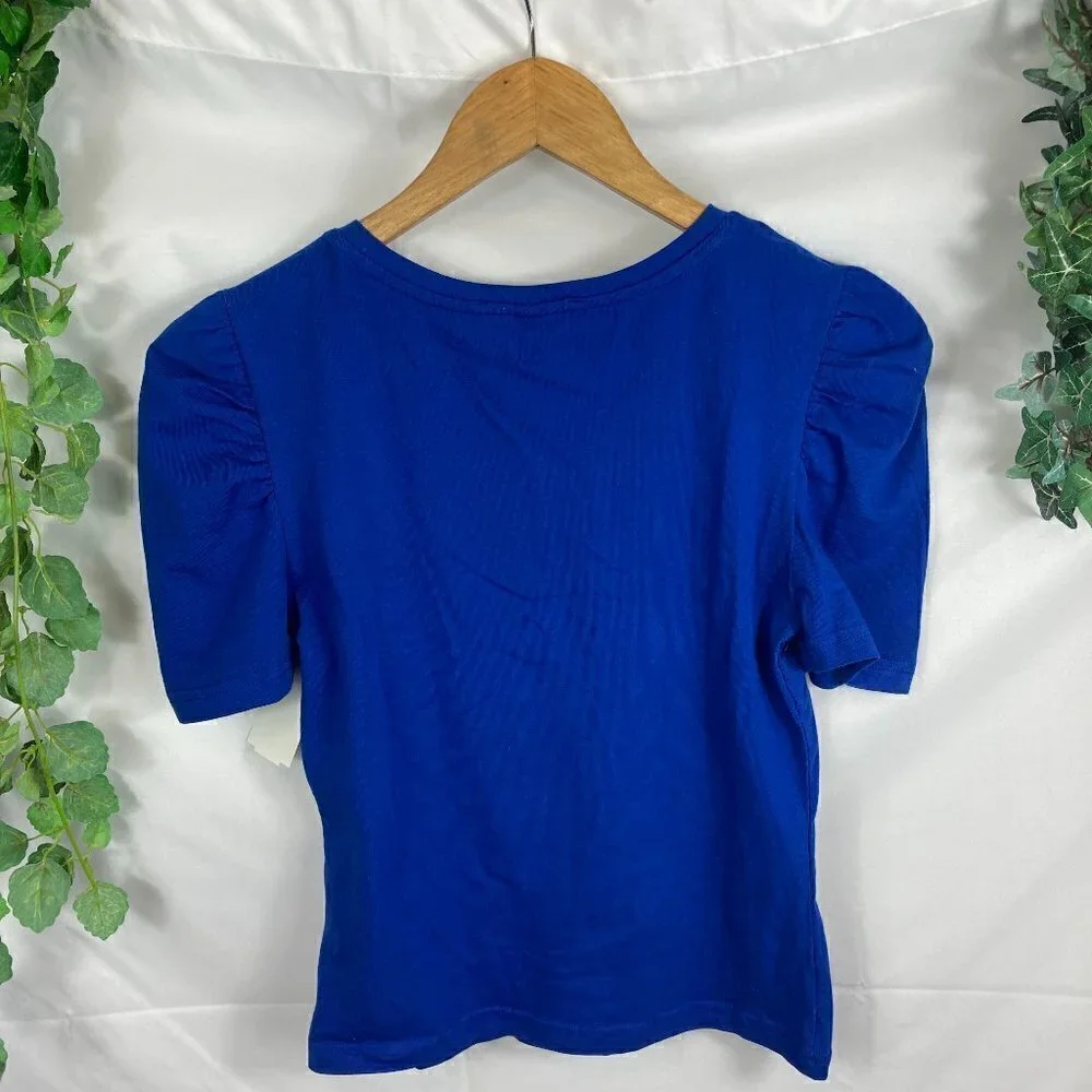 4/$25 NWT Derek Heart pleated shoulder shirt